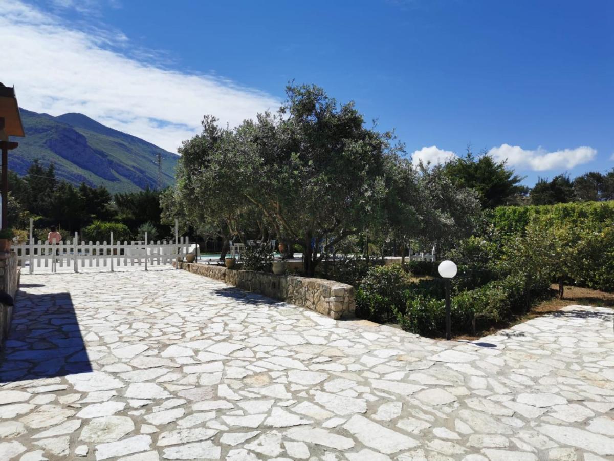 Villa Hibiscus Кастеламаре дел Голфо Екстериор снимка