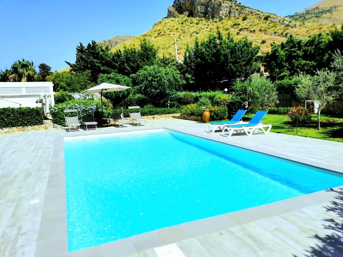 Villa Hibiscus Кастеламаре дел Голфо Екстериор снимка